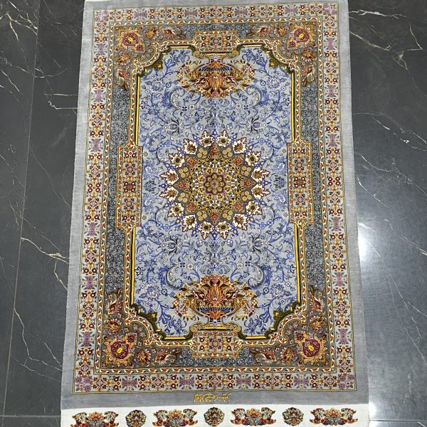 فرش ذرع و چارک (۱۲۰x۸۰سانتیمتر )