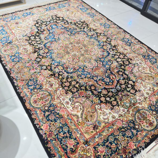 فرش سالاری تبریز چله و گل ابریشم