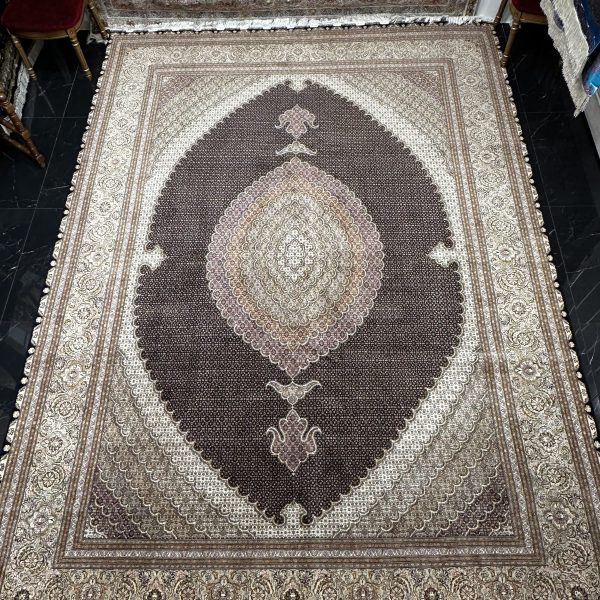 قالی ۱۲ متری نقشه ماهی ۱۵ متن